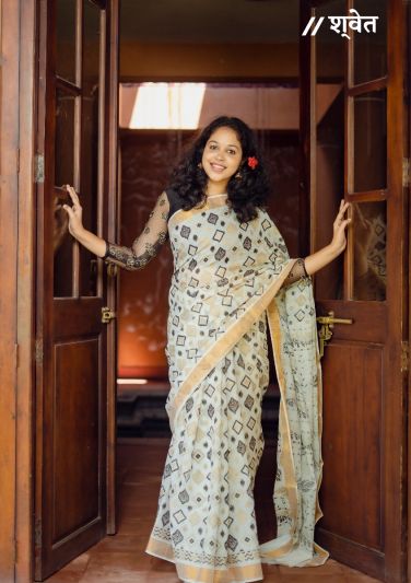 Saree with ikkath print-Lavanya
